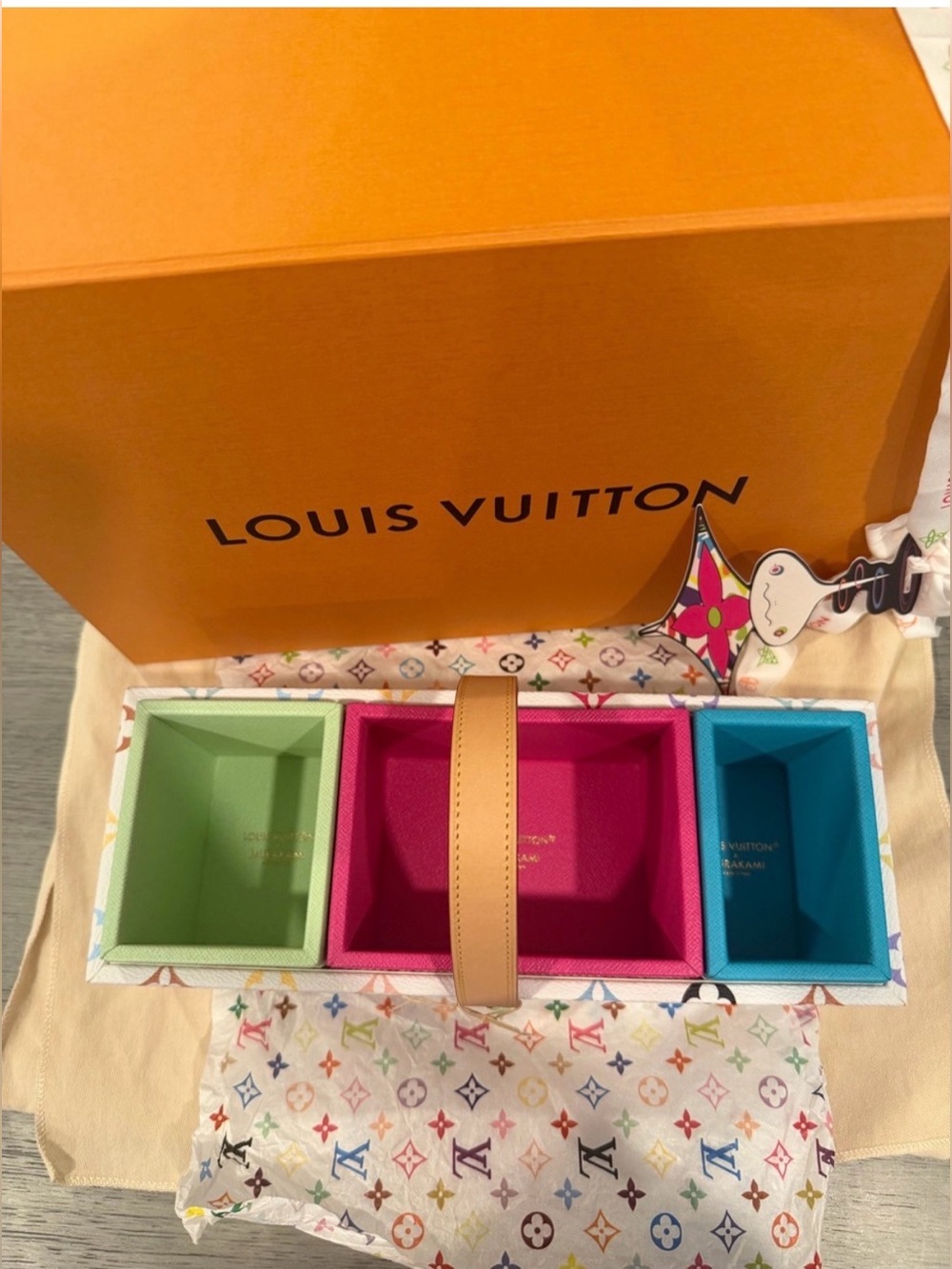 Louis Vuitton X Murakami 2025 Multicolor
Robert Toolbox- NWT - Picture 7 of 8